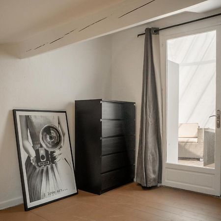 Refuge Familial Urbain En Plein Coeur De Ville Тулон Екстериор снимка
